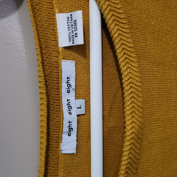 Mustard long knitted top, with pockets - Picture 2 of 3